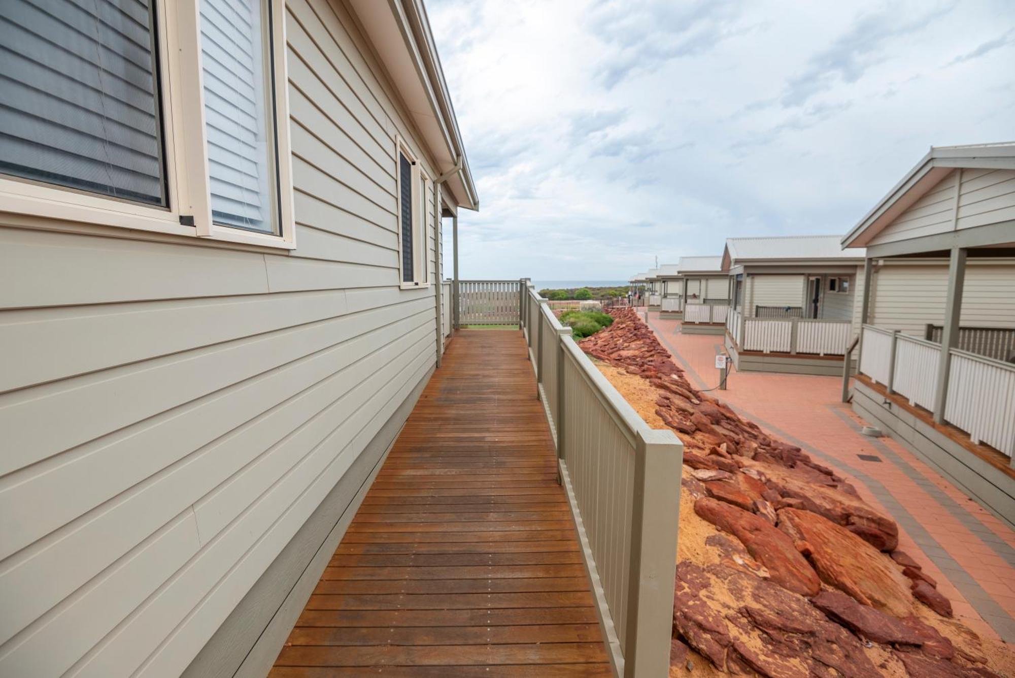 Kalbarri Red Bluff Tourist Park Hotell Exteriör bild