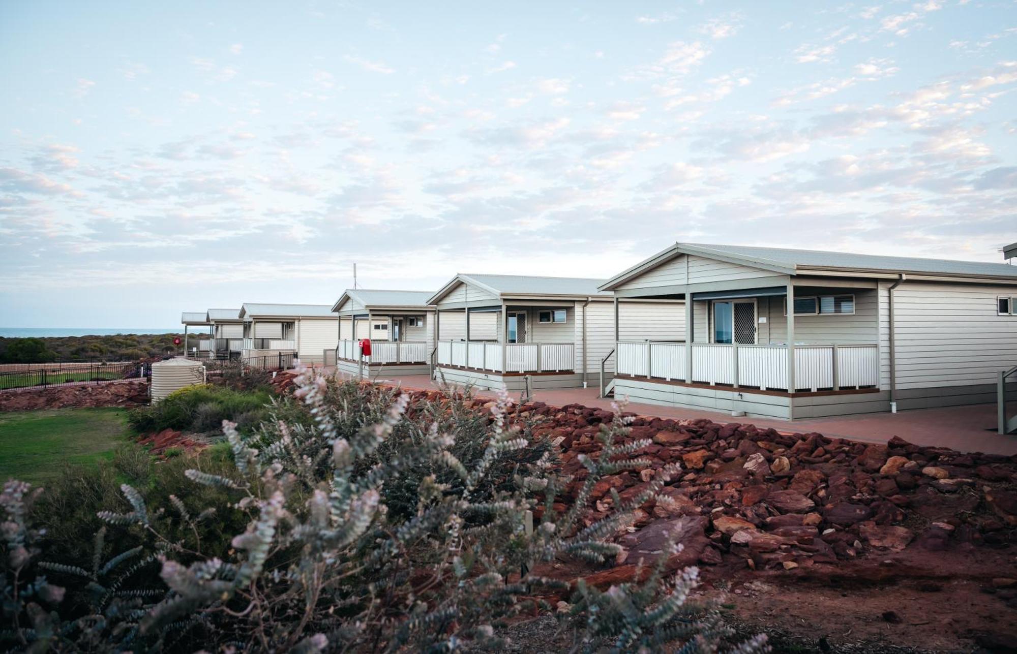 Kalbarri Red Bluff Tourist Park Hotell Exteriör bild