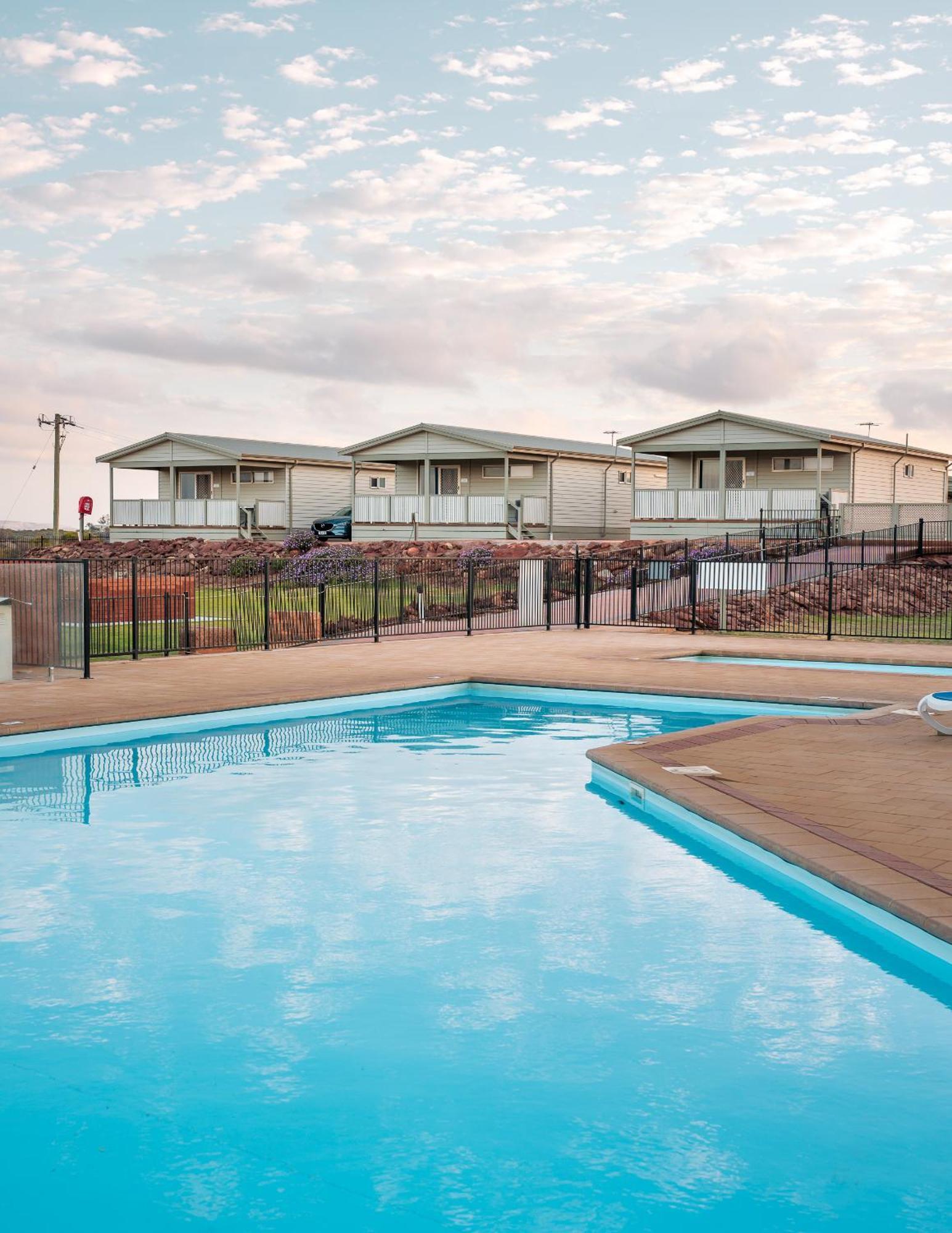 Kalbarri Red Bluff Tourist Park Hotell Exteriör bild