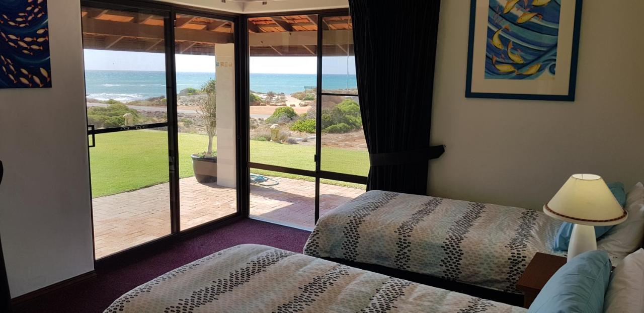 Kalbarri Red Bluff Tourist Park Hotell Exteriör bild